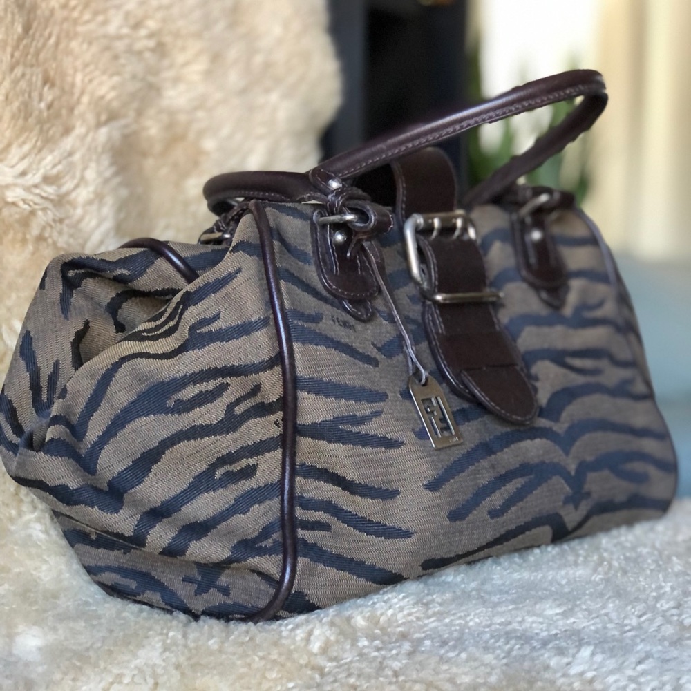 Auth Fendi Bag!💗